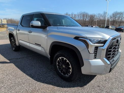 New 2026 Toyota Tundra SR5 w/ TRD Off-Road Package AWD/4WD image 9