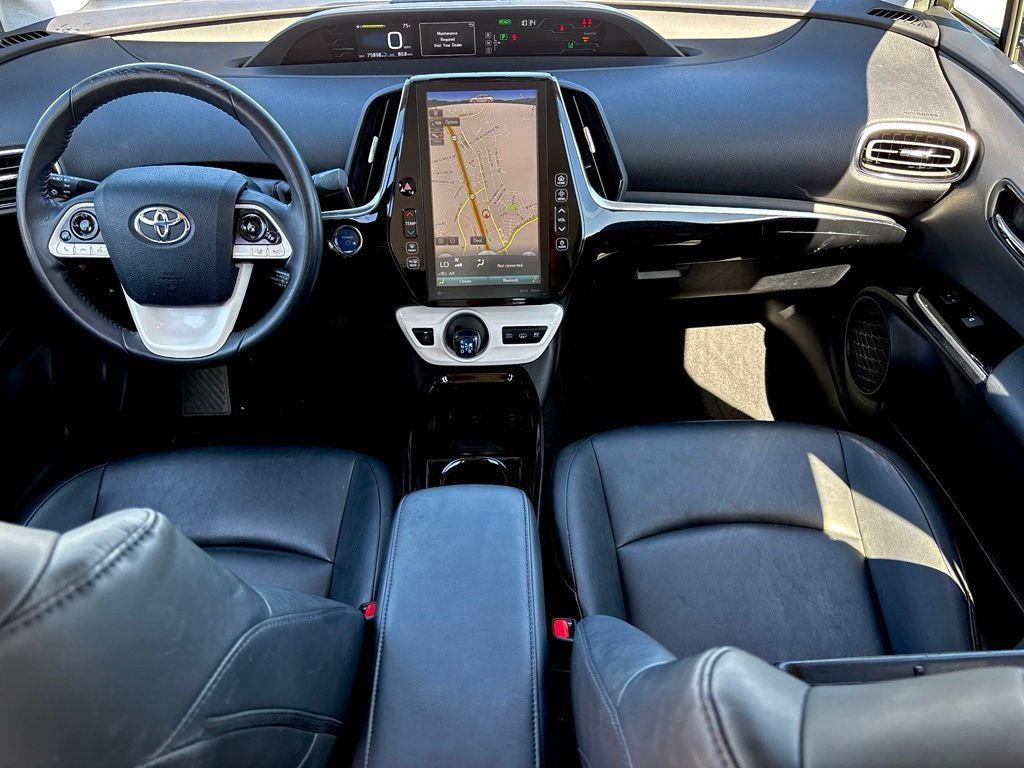 Used 2018 Toyota Prius Prime Premium w/ Preferred Accessory Package FWD image 19