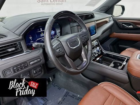 Used 2023 GMC Yukon Denali Ultimate image 10
