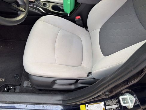 Used 2021 Toyota Corolla LE FWD image 8
