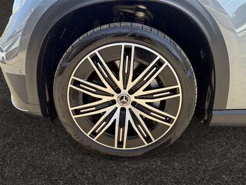 Used 2023 Mercedes-Benz EQE 500 4MATIC SUV image 17