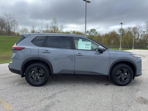New 2026 Nissan Rogue SV AWD/4WD image 4