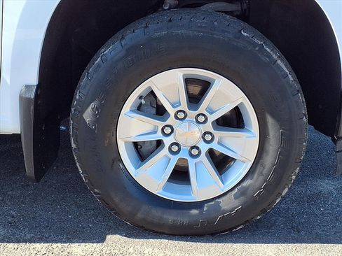 Used 2023 Chevrolet Silverado 1500 W/T image 9