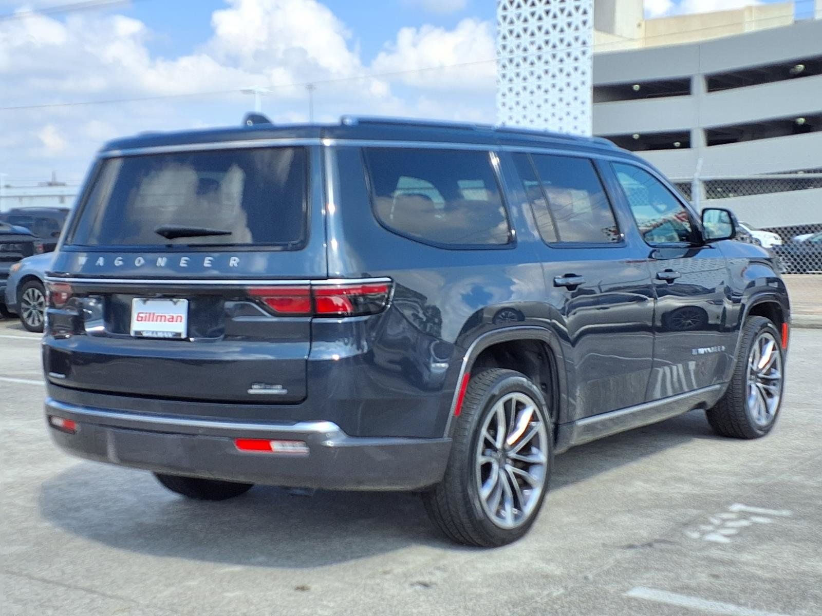 Used 2022 Jeep Wagoneer Series III w/ Premium Group I AWD/4WD image 27