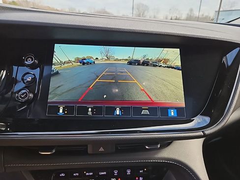 Used 2023 Buick Envision Avenir image 19