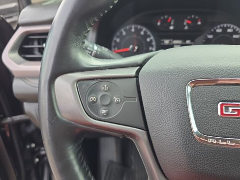 Used 2017 GMC Acadia SLE w/ Driver Alert Package I AWD/4WD image 27