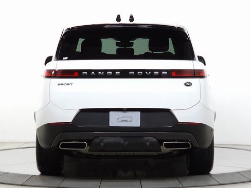 Used 2023 Land Rover Range Rover Sport SE image 4