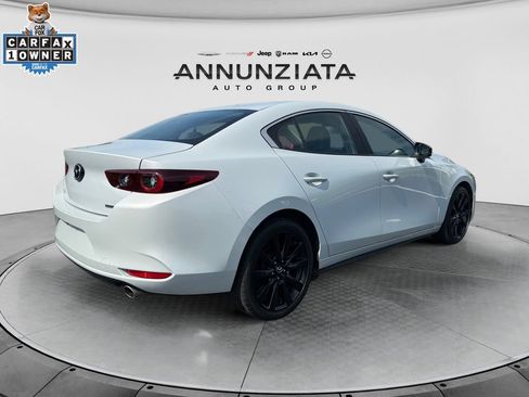 Used 2024 MAZDA MAZDA3 s FWD image 5