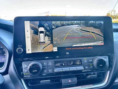 Used 2025 Toyota Grand Highlander AWD Hybrid image 26