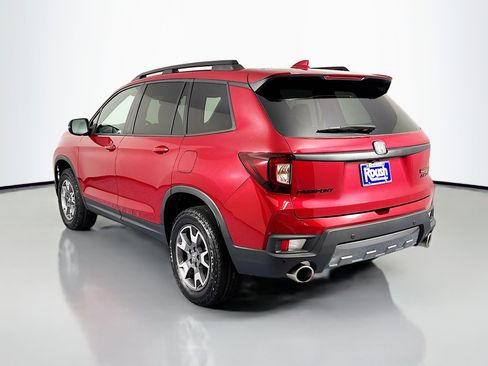 Certified 2022 Honda Passport TrailSport image 7