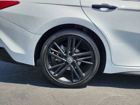 Used 2026 Toyota Camry Hybrid image 7