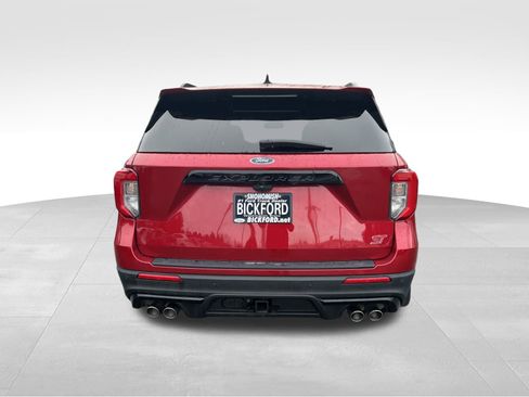 Used 2022 Ford Explorer ST w/ ST Street Pack image 6