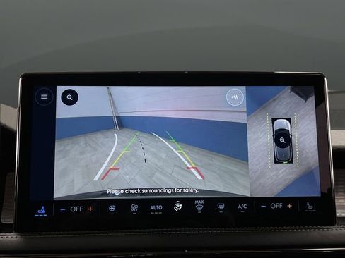 Used 2024 Lincoln Corsair AWD w/ Equipment Group 101A image 10