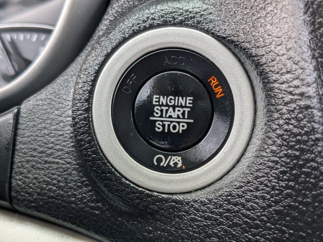 Used 2020 Dodge Journey SE w/ SE Popular Equipment Group FWD image 25