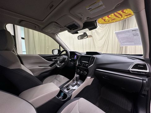Used 2023 Subaru Forester Premium AWD/4WD image 21