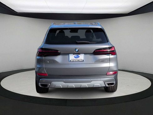 Used 2024 BMW X5 xDrive40i w/ Parking Assistance Package image 7