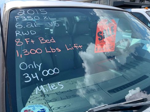 Used 2015 Ford F350 XL image 3