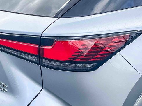 Certified 2024 Lexus RX 350h w/ Convenience Package image 8