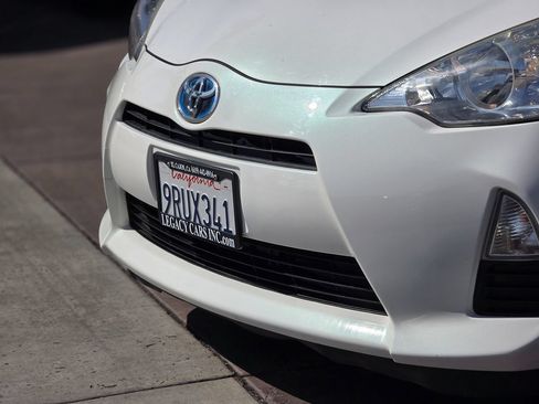 Used 2014 Toyota Prius C Two FWD image 7