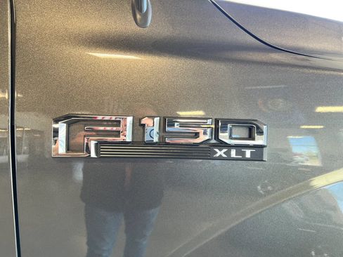 Used 2015 Ford F150 XLT w/ Equipment Group 302A Luxury AWD/4WD image 28