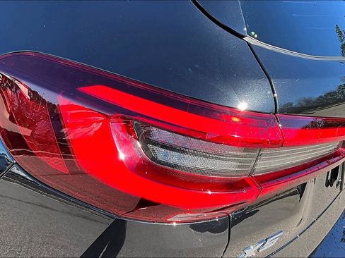 Used 2023 BMW X5 xDrive40i w/ M Sport Package image 31