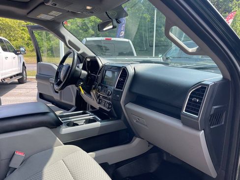 Used 2016 Ford F150 XLT w/ Equipment Group 302A Luxury AWD/4WD image 34