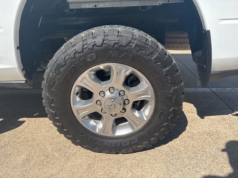 Used 2024 RAM 2500 Big Horn w/ Off Road Package image 4