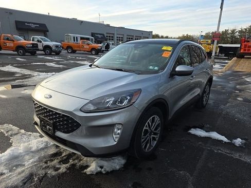 Certified 2022 Ford Escape SEL image 3