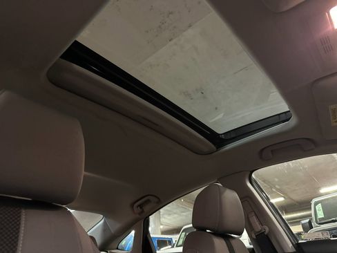 Used 2019 Honda Civic EX image 15