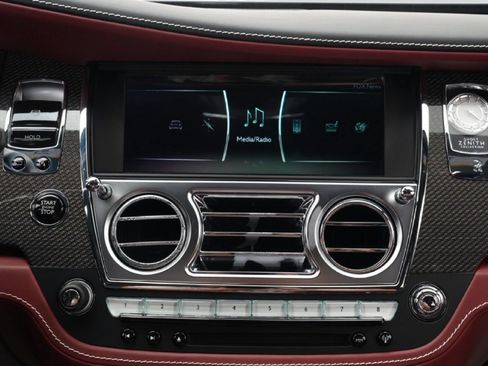 Used 2020 Rolls-Royce Ghost RWD image 30