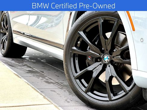 Certified 2024 BMW X7 xDrive40i w/ M Sport Package AWD/4WD image 2
