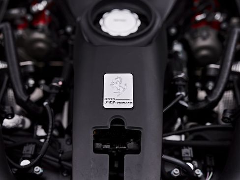 Used 2020 Ferrari F8 Tributo RWD image 38