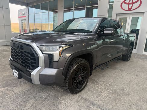 Used 2023 Toyota Tundra Limited w/ TRD Off-Road Package AWD/4WD image 5