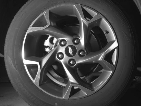 Used 2025 Chevrolet Trax LT FWD image 15