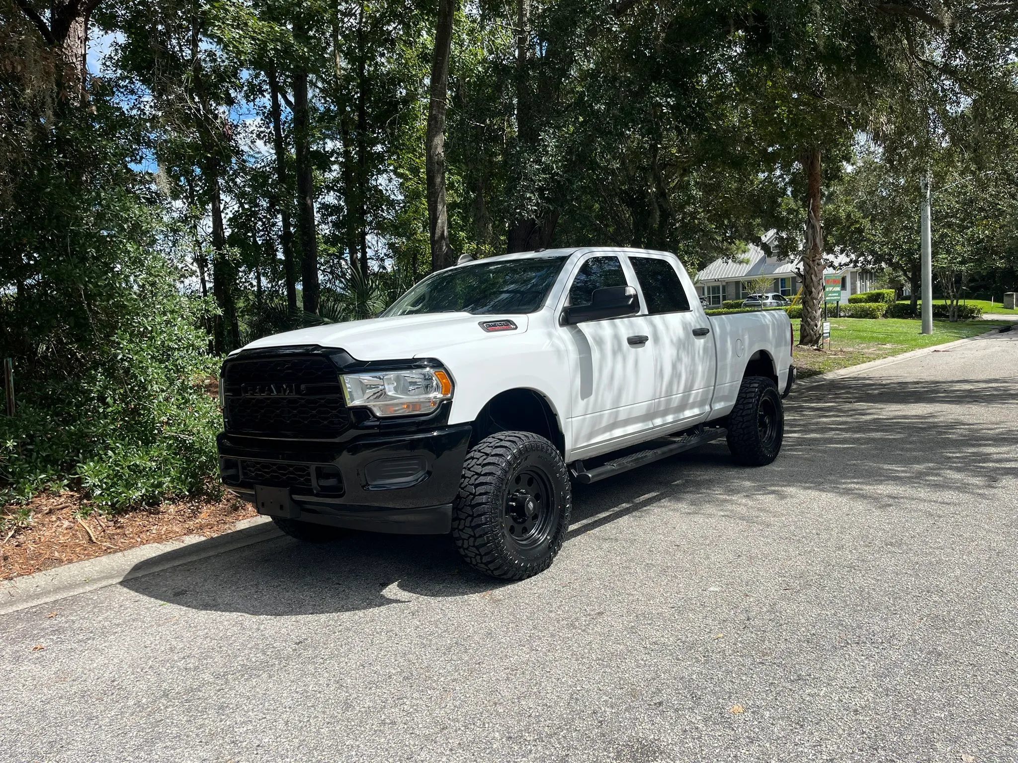 Used 2019 RAM 2500 Tradesman w/ Chrome Appearance Group AWD/4WD image 7