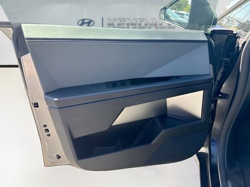 Used 2024 Tesla Cybertruck AWD Crew Cab image 18