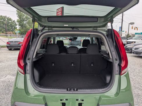 Used 2020 Kia Soul EX FWD image 25