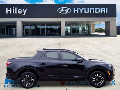 Certified 2024 Hyundai Santa Cruz SEL w/ Activity Package AWD/4WD image 3