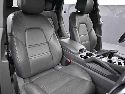 Used 2019 Porsche Cayenne S AWD/4WD image 20
