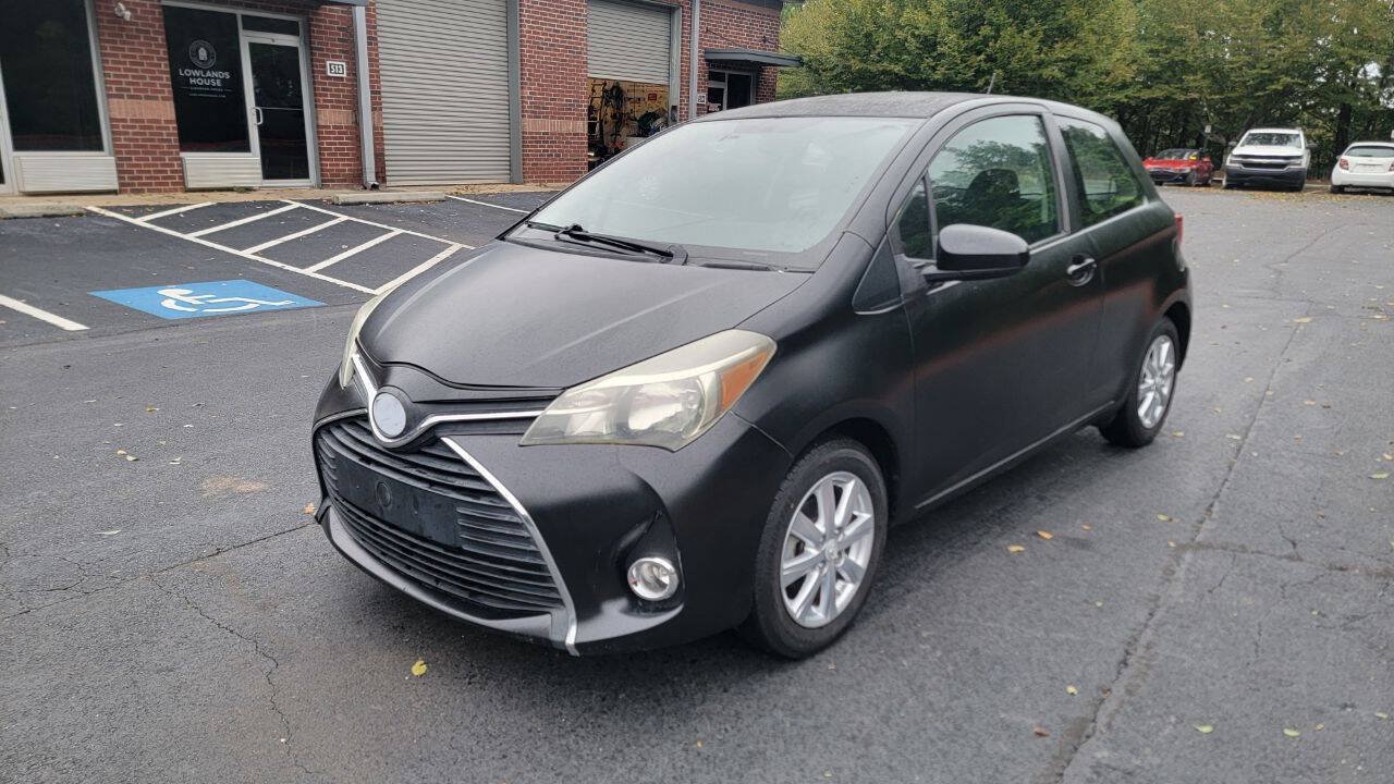 Used 2015 Toyota Yaris LE FWD image 2