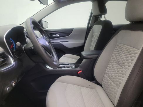 Used 2021 Chevrolet Equinox LS w/ LS Convenience Package image 17
