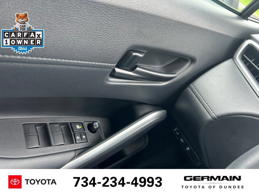 Used 2024 Toyota Corolla Cross AWD Hybrid image 16
