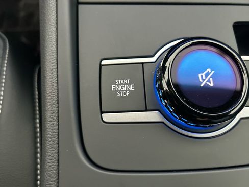 New 2026 Volkswagen Tiguan SE R-Line FWD image 35