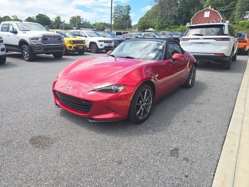 Used 2016 MAZDA MX-5 Miata Grand Touring RWD image 3