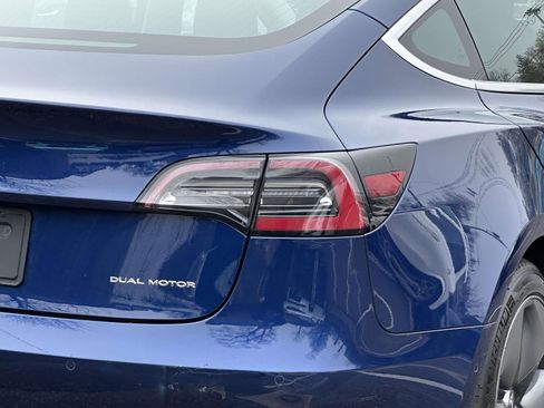 Used 2019 Tesla Model 3 Long Range AWD/4WD image 11