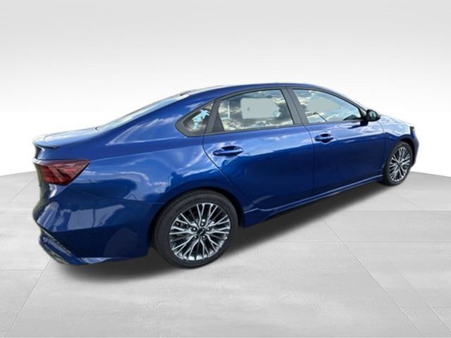 Used 2024 Kia Forte GT-Line w/ GT-Line Premium Package FWD image 16