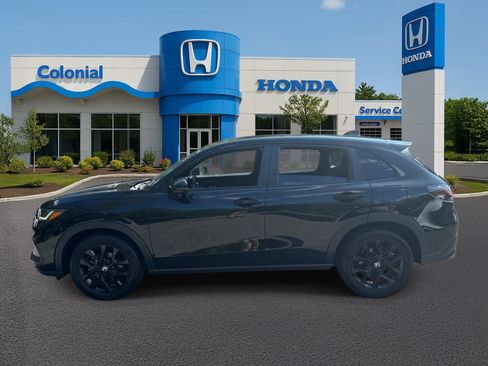 Used 2025 Honda HR-V Sport image 3