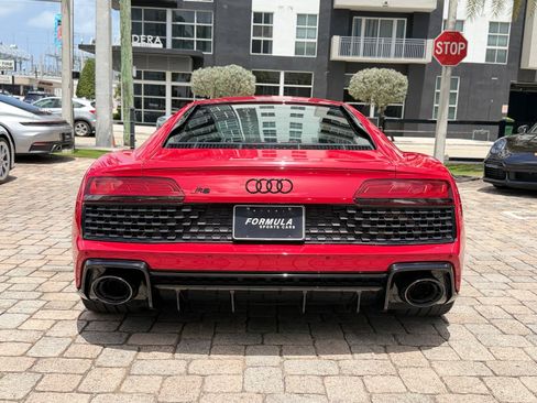 Used 2021 Audi R8 V10 RWD image 13