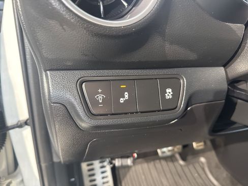 Used 2024 Kia Forte GT-Line w/ GT-Line Premium Package image 21