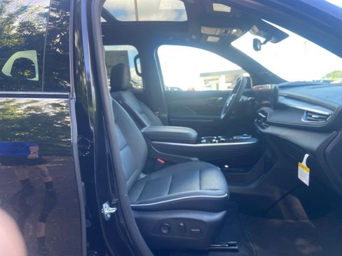 New 2026 Buick Enclave Sport Touring w/ Power Package FWD image 30